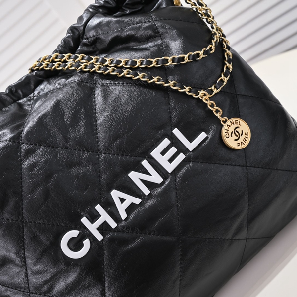 シャネルバッグ素材ディテール